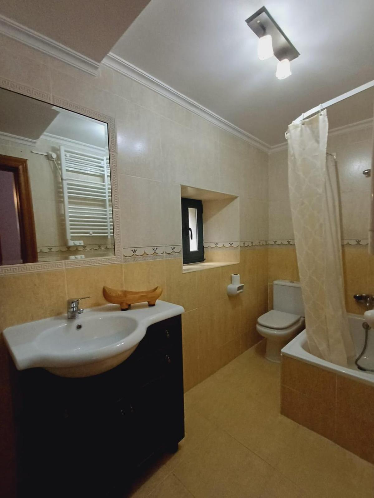 El Portal Del Abuelo Arenas De Cabrales Exterior foto